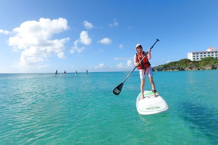 鹿児島 与論島 Sup カラフルな熱帯魚たちに逢いに行く Sup 熱帯魚シュノーケル アソビュー