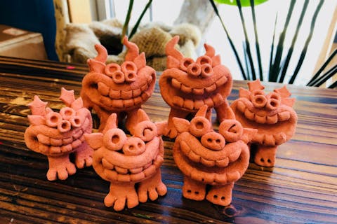 【沖縄・石垣島・シーサー作り】大きな笑顔がまぶしい！シーサーを作ろう