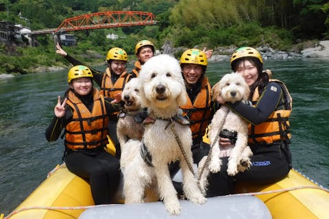 【四国・高知・吉野川】愛犬とラフティング体験 ファミリーコース 写真無料プレゼント！