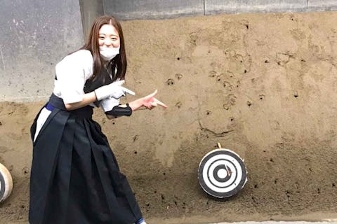 【東京・弓道】少人数制！本物の弓道着を着て美しく矢を放つ弓道体験