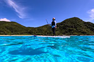 沖縄・渡嘉敷・SUP】透明度抜群のケラマブルー！SUP＋シュノーケル