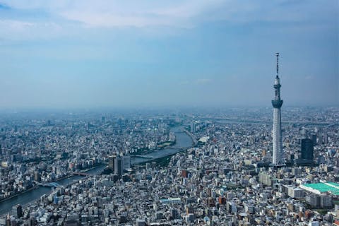 東京 ヘリコプター遊覧 貸切 10分 ヘリコプターで空のお散歩 東京タワー スカイツリー周遊 アソビュー