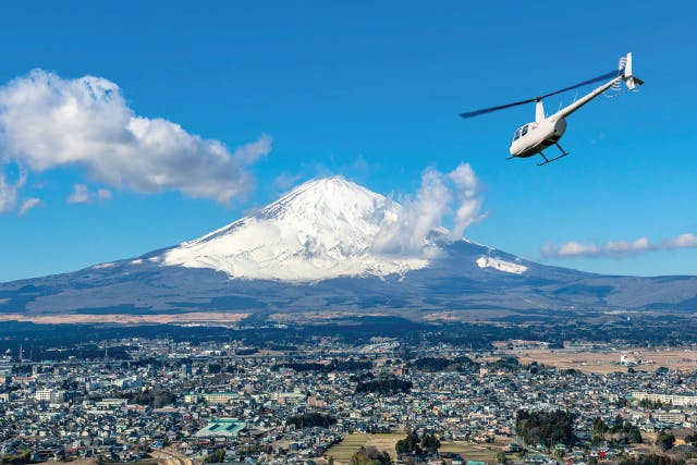 【東京発・ヘリコプター遊覧】＜70分＞箱根/富士山までひとっ飛び！富士山プレミアムクルーズ