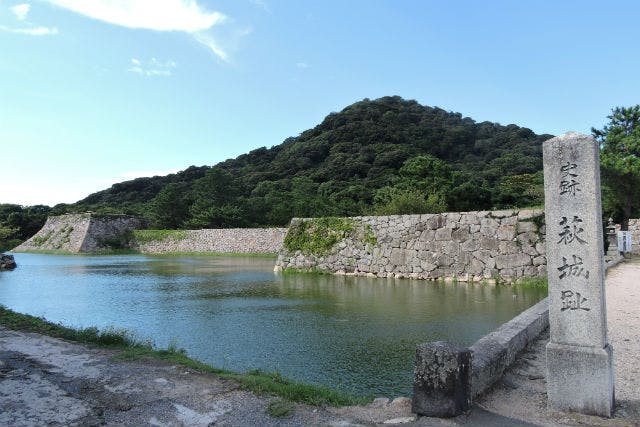 【山口・萩・ガイドツアー】萩城の歴史を感じる2時間！本丸・二の丸コース
