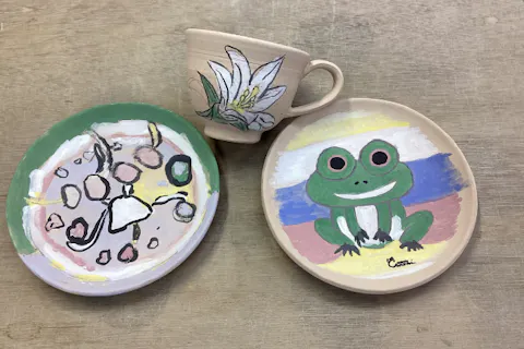【香川・絵付け】気軽に作るオリジナル！マグカップ・お皿に絵付け体験