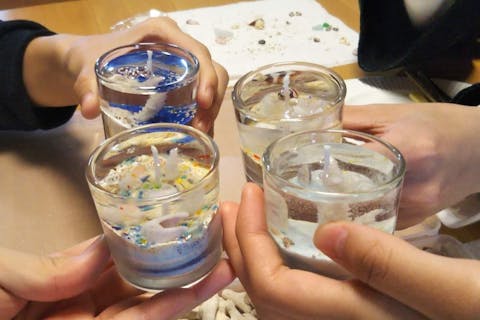 【恩納村・真栄田】★貝殻や星砂、材料を探しに行こう!!★ 材料探しはまるで宝探し！海のガイドと行くビーチコーミングは面白い発見もいっぱい！ 追加料金なし！自然の素材をメインに作成します！