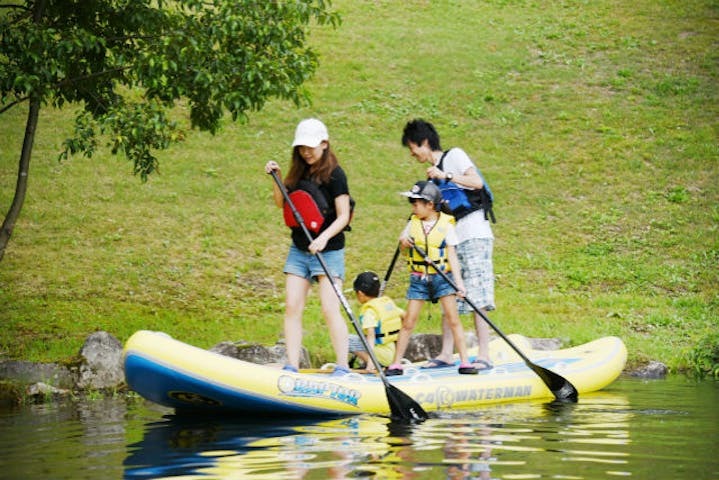 長野 駒ヶ根市 Sup 6人乗りの巨大supにチャレンジ 天竜川メガサップ体験 アソビュー