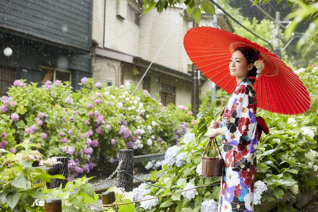 大阪 浴衣レンタル 大阪駅構内 ヘアセット付き 花火大会や夏祭りに