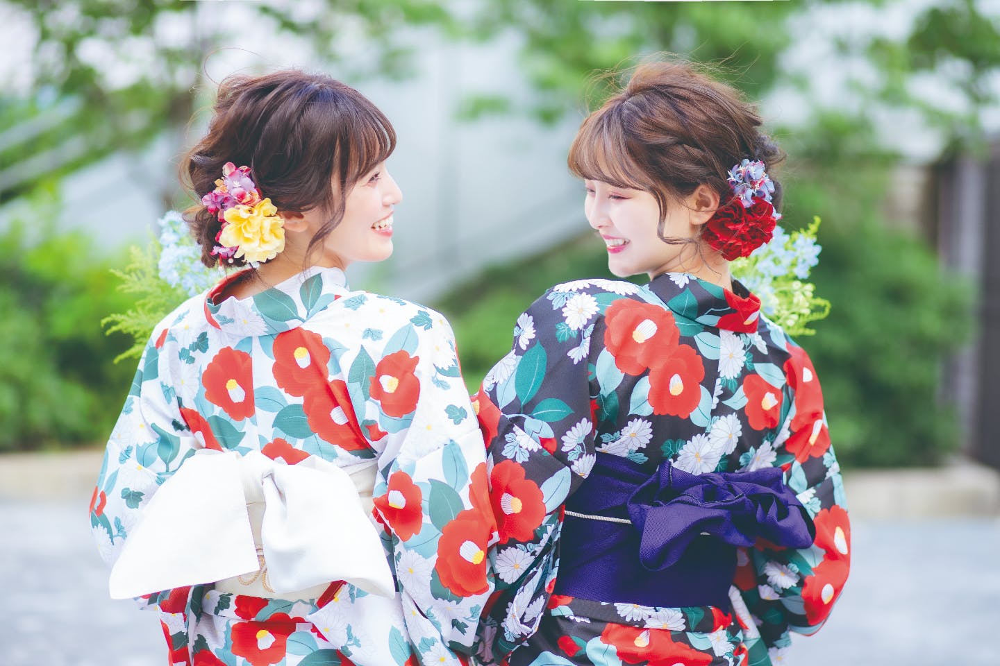 東京 新宿 浴衣レンタル 新宿御苑に一番近い 新宿駅からも徒歩3分 ヘアセット付き 花火大会や夏祭りにも 浴衣一式レンタル 着付けプラン アソビュー
