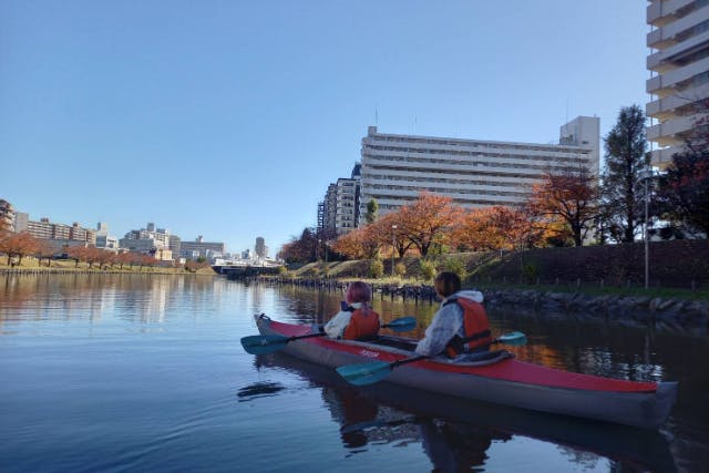 【東京 カヤック】紅葉×スカイツリーの絶景に感動！　東京カヤックツアー　♪都内の自然でリフレッシュ