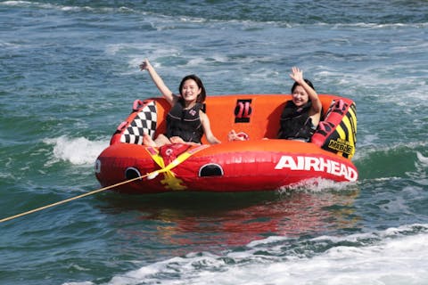 【沖縄・中頭郡・マリンスポーツ】人気マリンスポーツ2種を体験！ダブルマリンプラン