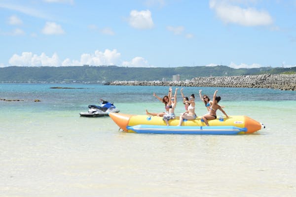 沖縄・中頭郡・マリンスポーツ】人気マリンスポーツ2種を体験！ダブル