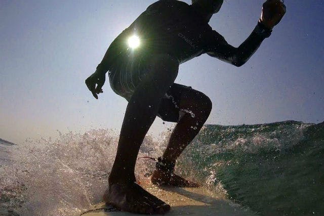 【沖縄県恩納村・サーフィン】沖縄の海でサーフィン！経験者向けフルレンタル＆フリーサーフィンプラン！