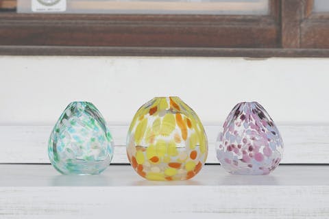 【埼玉・川越・ガラス体験】＜団体様向け＞17色から好みの色を何色でも！ガラスで一輪挿しを作ろう