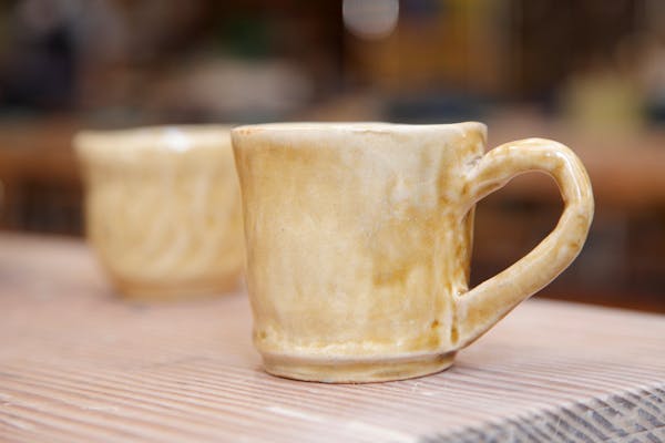 妻の作った 抹茶茶碗 ドラムセット ドラムスティック 陶芸 手びねり