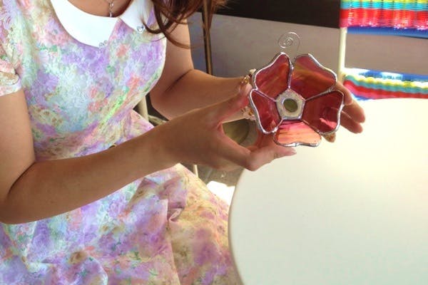 ROSE GLASS GALLERY 有馬ギャラリー (北区（神戸市）・有馬・北神 ステンドグラス体験)の「【有馬温泉・ステンドグラス】有馬温泉のおみやげにも！手作りのガラスオーナメントを作ろう」の画像