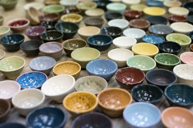 【粘土9種類・釉薬1,500種類】自由度の高い陶芸体験！オリジナルセレクトプラン