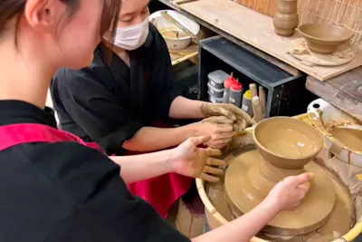 兵庫・尼崎・電動ろくろ】ご結婚9年目「陶器婚式」に！お二人様陶器6個