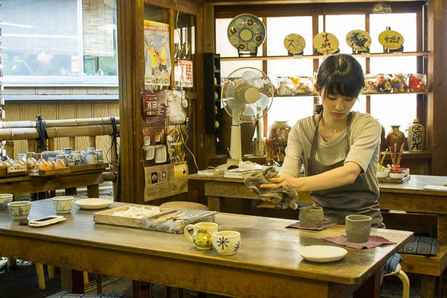 東京・深大寺・手びねり陶芸体験（約50分）｜アソビュー！