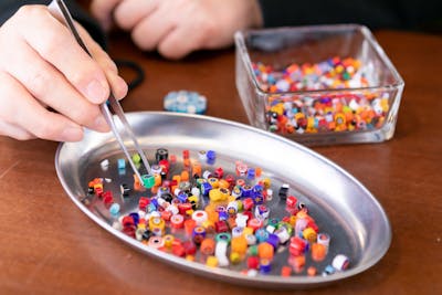 長野・フュージング】色とりどりのガラスを乗せてアクセサリーを作ろう