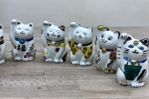 東京・目黒・絵付け】可愛い招き猫の九谷絵付け体験|アソビュー! 東京・目黒・絵付け】可愛い招き猫の九谷絵付け体験|アソビュー!