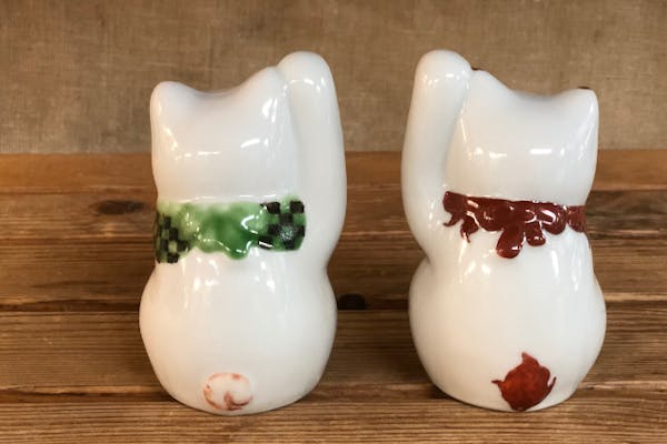 48 染付のら猫様