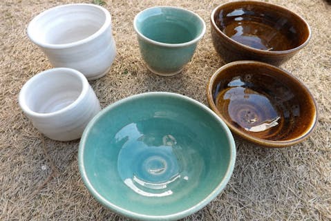 【浜松・浜名湖・陶芸】実力派陶芸家の技術を教えるテクニックが身につく！電動ろくろ体験コース【時間厳守】※指より爪は短く切ってください ※当日の人数変更はキャンセル料100%