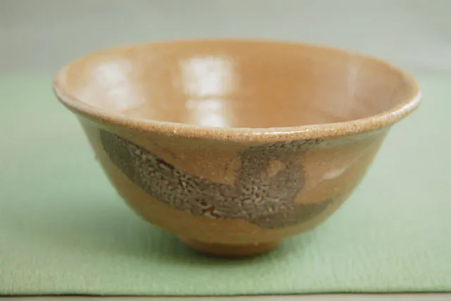 静岡・浜名湖・陶芸】極上体験陶芸！名作の鑑賞から制作、茶会まで愉