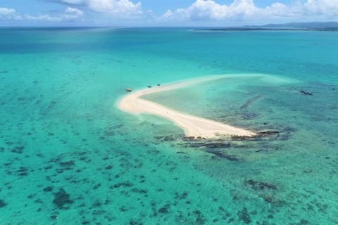 【石垣島・体験ダイビング】気軽に満喫半日ツアー！幻の島上陸＆体験ダイビングプラン