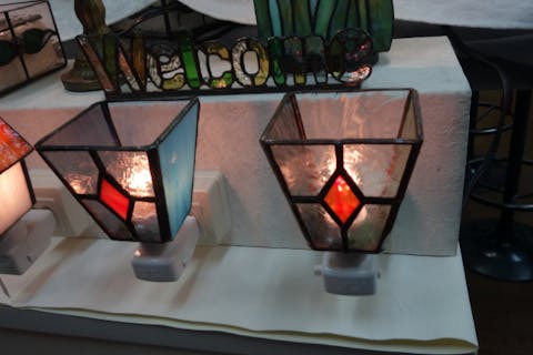 【静岡市・ガラス工芸】夜をステキに彩る。小さなあかりを灯すナイトライトを作ろう