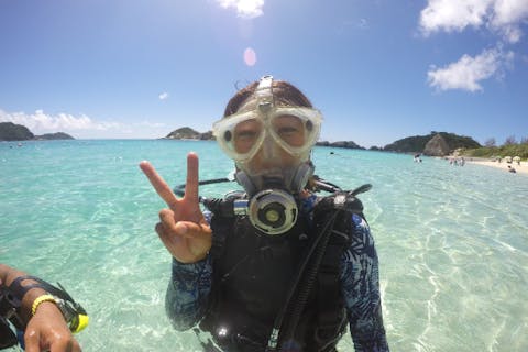 【沖縄・那覇泊港発・慶良間・体験ダイビング】フェリーで行く！慶良間諸島「渡嘉敷島」日帰り！阿波連ビーチで体験ダイビングツアー!