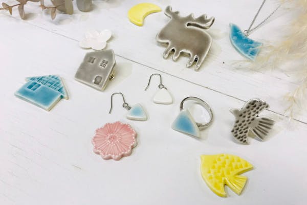 東京・西荻窪・手作りアクセサリー】個性的で可愛い陶器のアクセサリー
