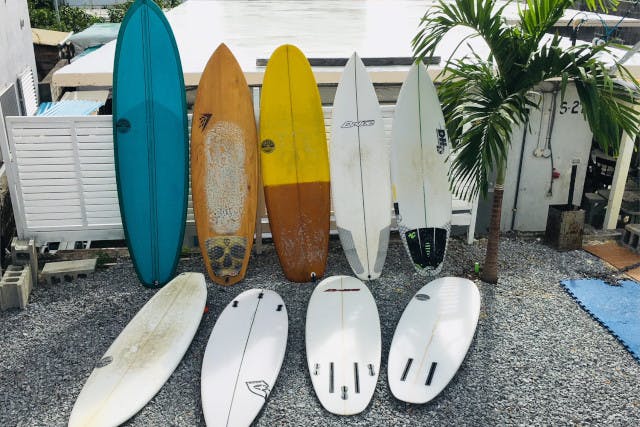 【沖縄・北谷・サーフィン】沖縄の海を自由に楽しむ！レンタルサーフボード