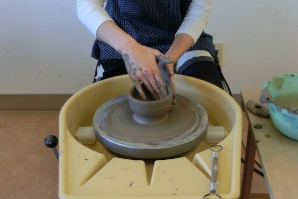 島根・陶芸体験・電動ろくろ】初めてでも楽しめる！憧れの電動ろくろを