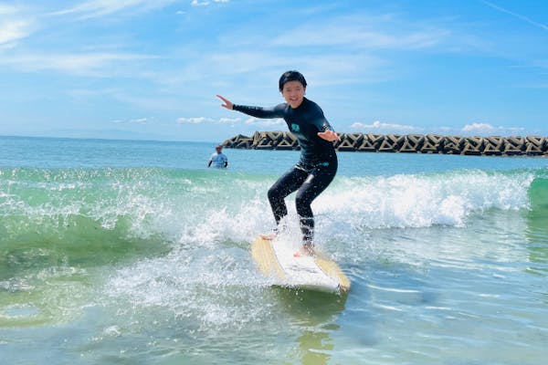 愛知・知多半島・サーフィン】春や秋も波乗りしよう！サーフィンプラン