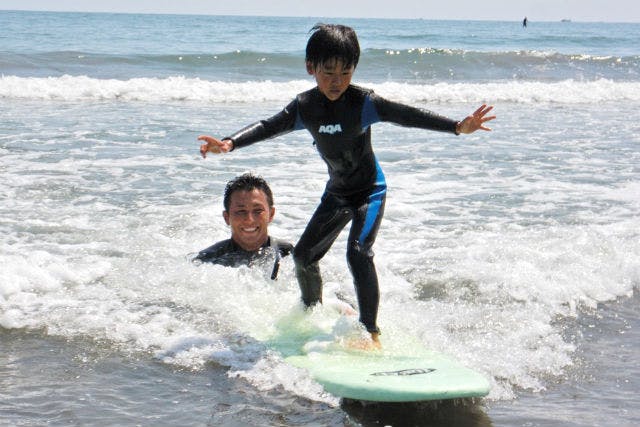 【宮崎県・宮崎市・サーフィン】一緒にチャレンジ！青島海岸で親子サーフィンスクール