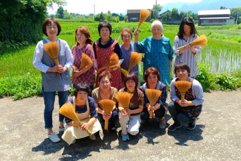 【熊本・阿蘇・伝統工芸】すすきdeほうき！ものづくり伝統工芸体験（30cmほうき1本）