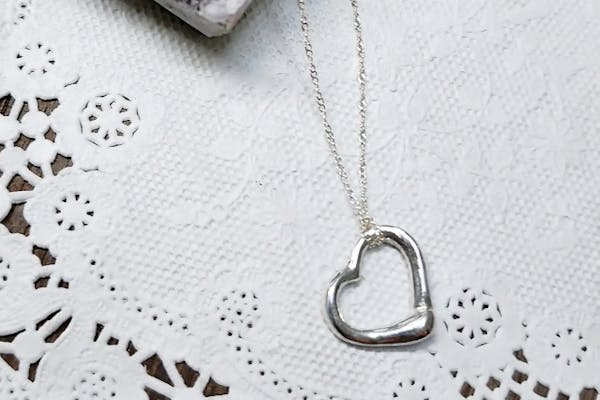 埼玉・大宮・シルバーアクセサリー手作り】純銀粘土で作る！世界に