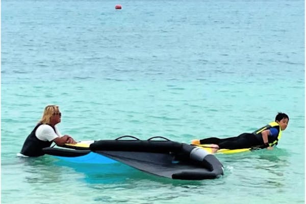 宮古ブルーの海で楽しむ経験者向けウイングフォイルレンタル｜アソビュー！