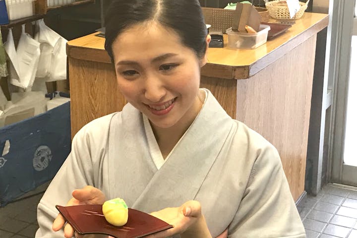 東京 新宿 和菓子教室 名店の熟練職人に学ぶ 美しく美味しい和菓子作り 4個 特典 先生と記念撮影付 アソビュー 東京 新宿 和菓子教室 名店の熟練職人に学ぶ 美しく美味しい和菓子作り 4個 特典 先生と記念撮影付 アソビュー