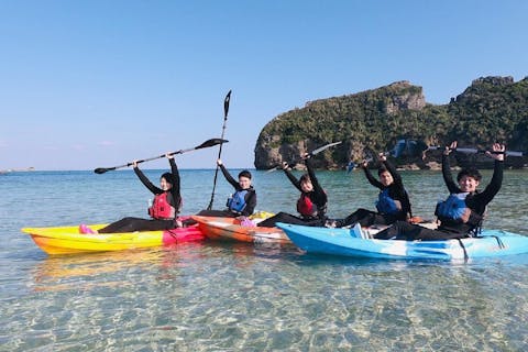 うるま市 伊計島 津堅島 シーカヤックの遊び体験 アソビュー 休日の便利でお得な遊び予約サイト