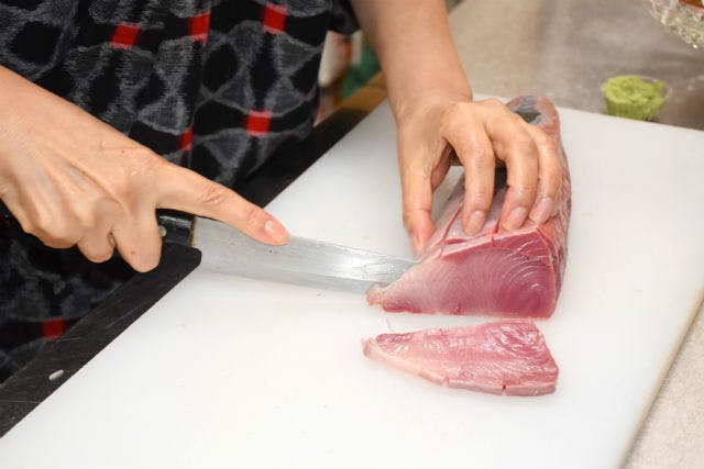 【石川・七尾・料理教室】自分でさばいた魚をお刺身で食べよう！魚のさばき方体験