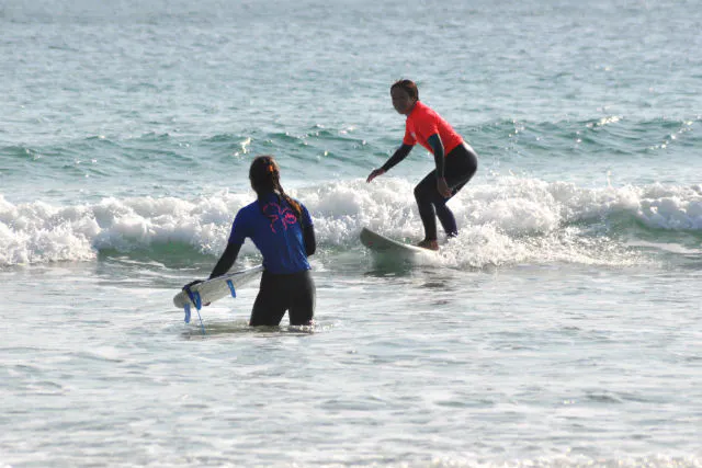大阪発 三重 サーフィン体験 初めてでも波乗りを堪能 サーフィンスクール レッスン アソビュー