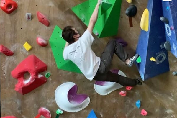 茨城 水戸 ボルダリング まるまる1日ボルダリング体験 ビジターコース アソビュー