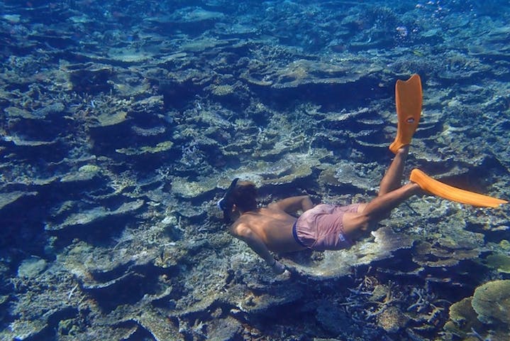 沖縄 宮古島 Sup 絶景の三角点下でsup シュノーケルを楽しむボートツアー アソビュー