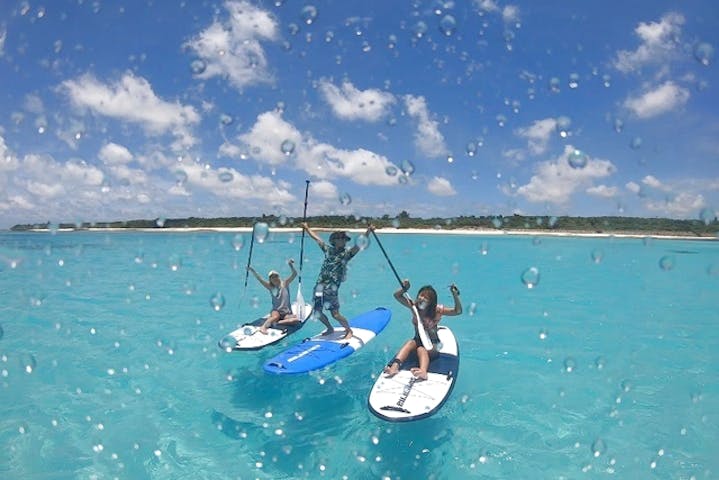 沖縄 宮古島 Sup 絶景の三角点下でsup シュノーケルを楽しむボートツアー アソビュー