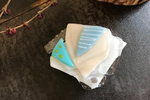 【京都・西陣・ガラス細工】フュージングガラスのペーパーウェイトオブジェ