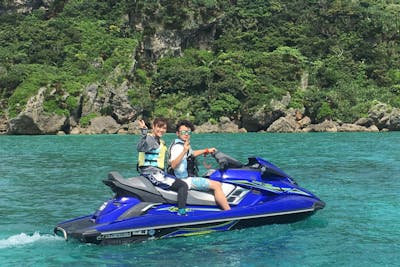 沖縄・古宇利島・水上バイク】1組貸切！気軽に遊べる！ジェットスキー
