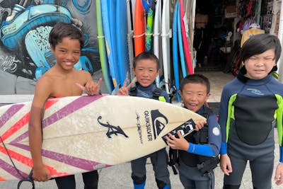 親子サーフィンスクール】神奈川・鵠沼海岸（2時間）｜アソビュー！