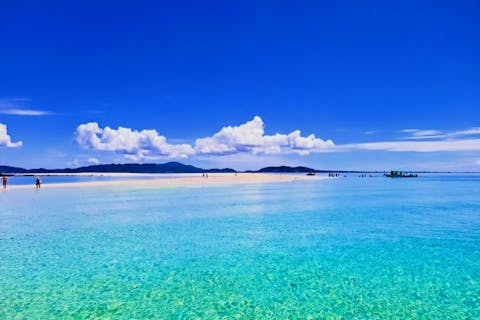 【当日予約OK＆送迎無料】★幻の島上陸ツアー★泳がなくてもOK！シュノーケル可★0歳～お年寄りの方まで／選べる1日3便＜沖縄・石垣島・約2時間＞）